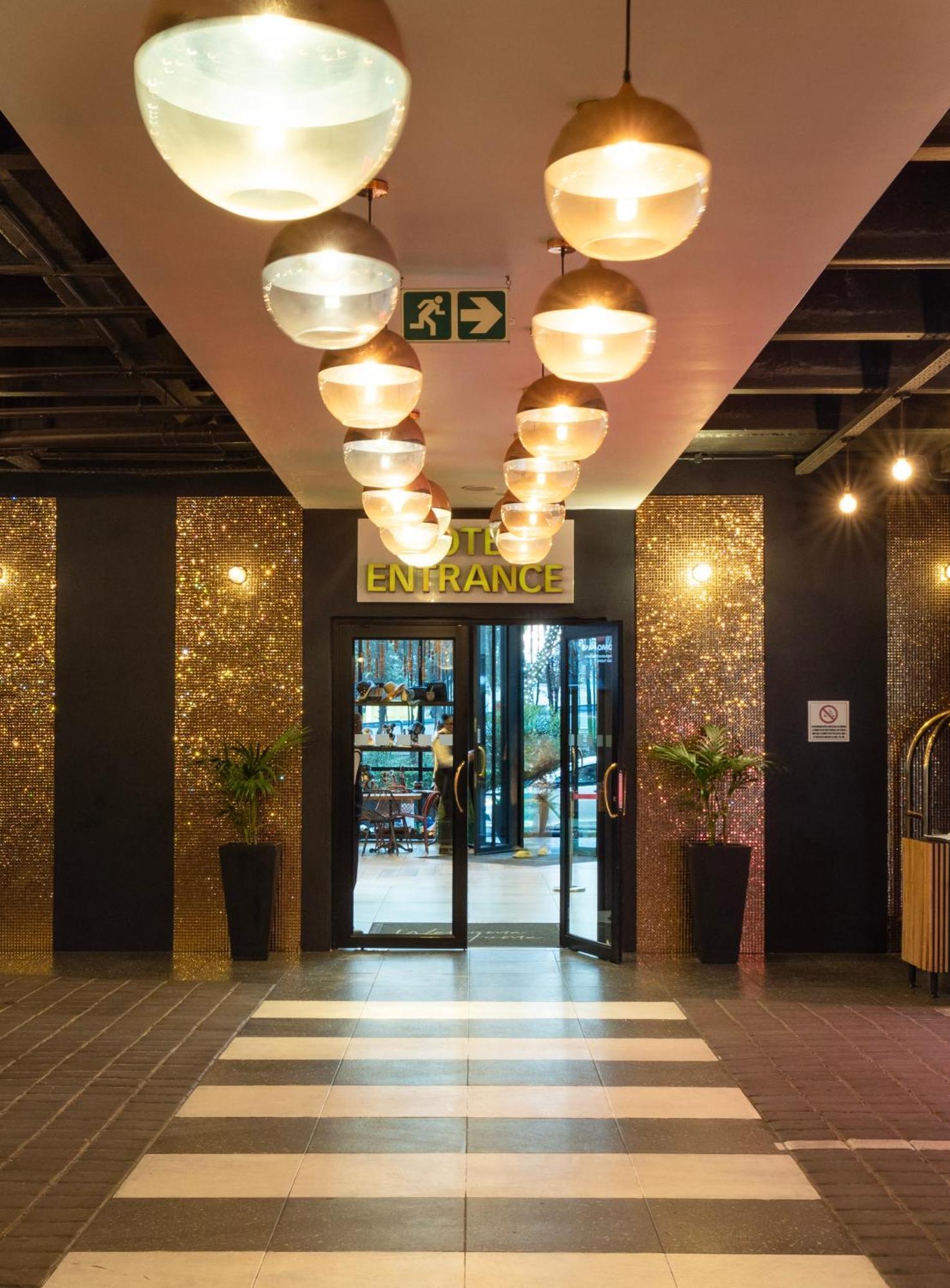 Onomo Hotel Johannesburg Sandton Exteriör bild